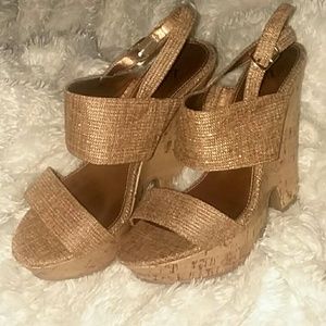 Fioni wedges